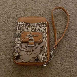 GUESS WALLET